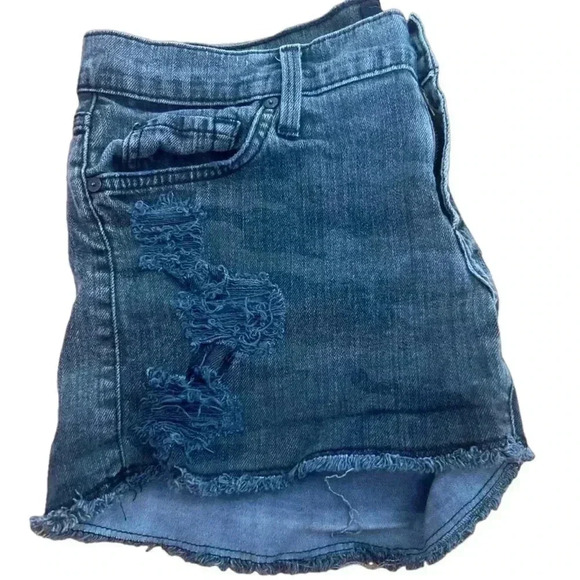James Jeans Made in the USA Black Camo Shorty Shorts Cutoff Distressed Size 28 - Picture 2 of 3